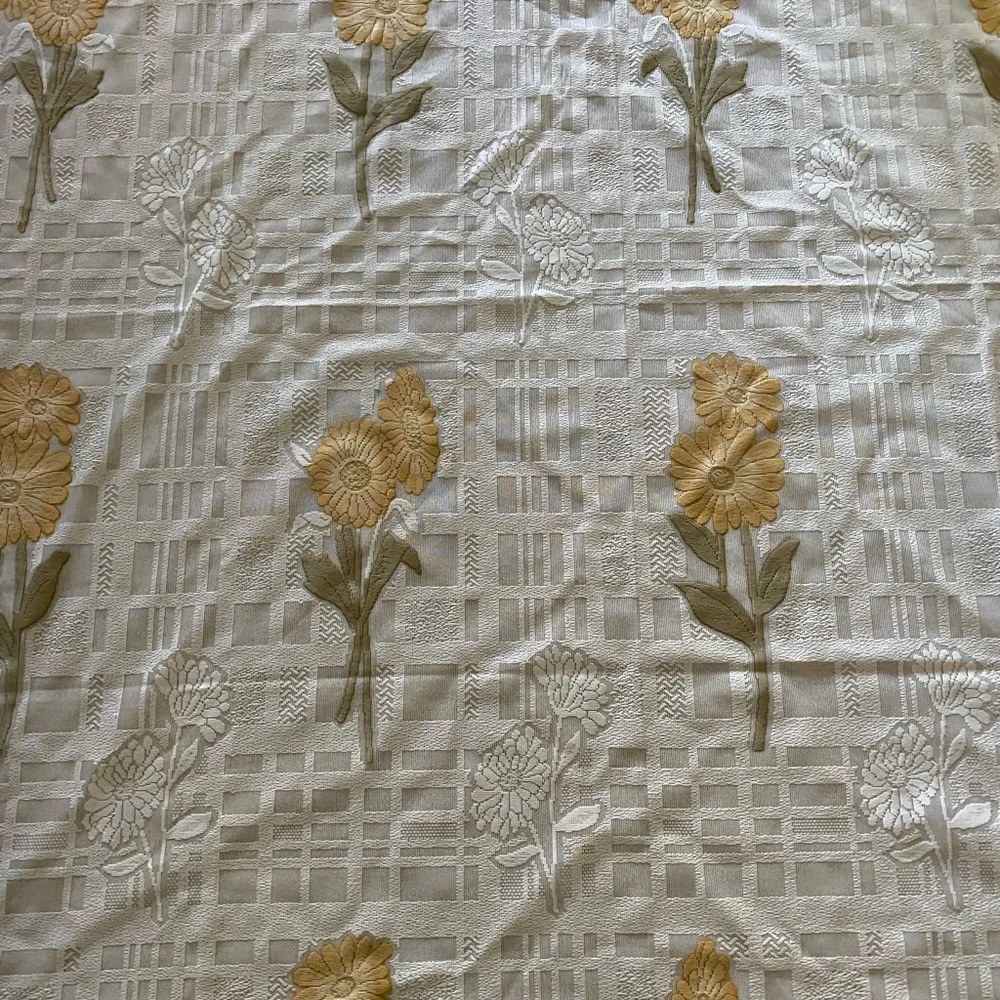 Sunflower Pattern Table Or Big TV Covers Or Throw